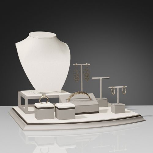 luxury jewelry displays